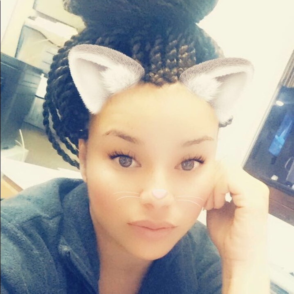 Meet your Posher, Ssierra